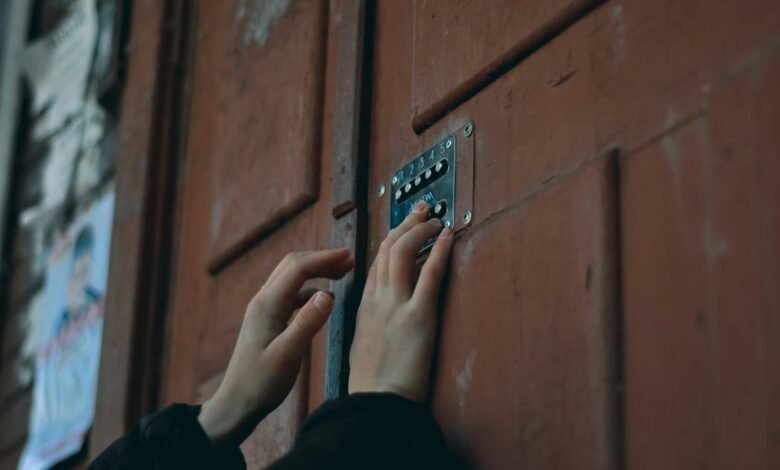 track dial entry 61292662915