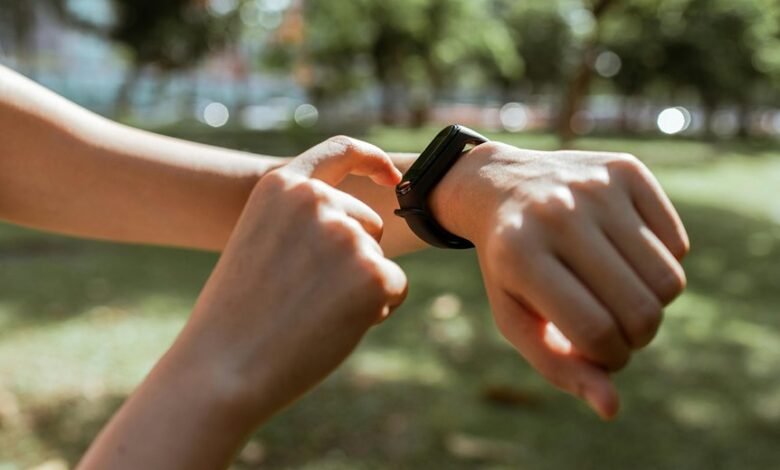 performance tracker for digital lighthouse