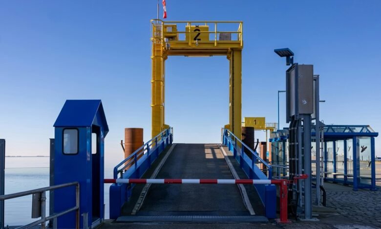 rocket access at dock