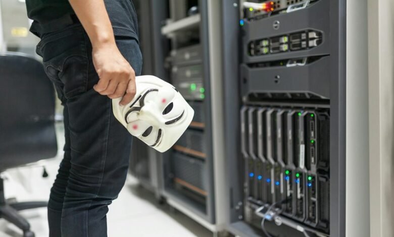 digital trace reveals network identity